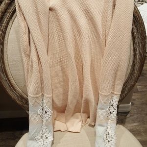 Free People Peach Lace Sleeve Cuffs